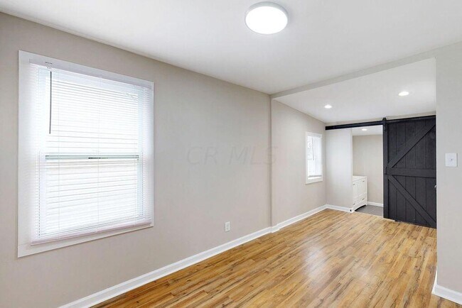 Building Photo - Coming Soon! | Renovated 2BR Home + Bonus Room | Available March 1st