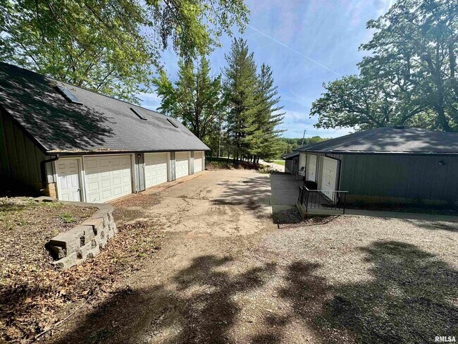 Building Photo - 4211 US-6