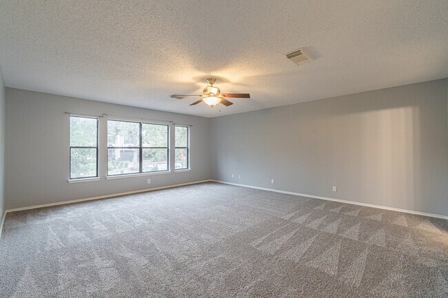 Building Photo - 1519 Jasmine