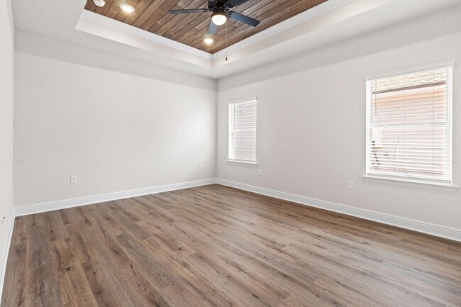 Building Photo - 515 Bienville Pl