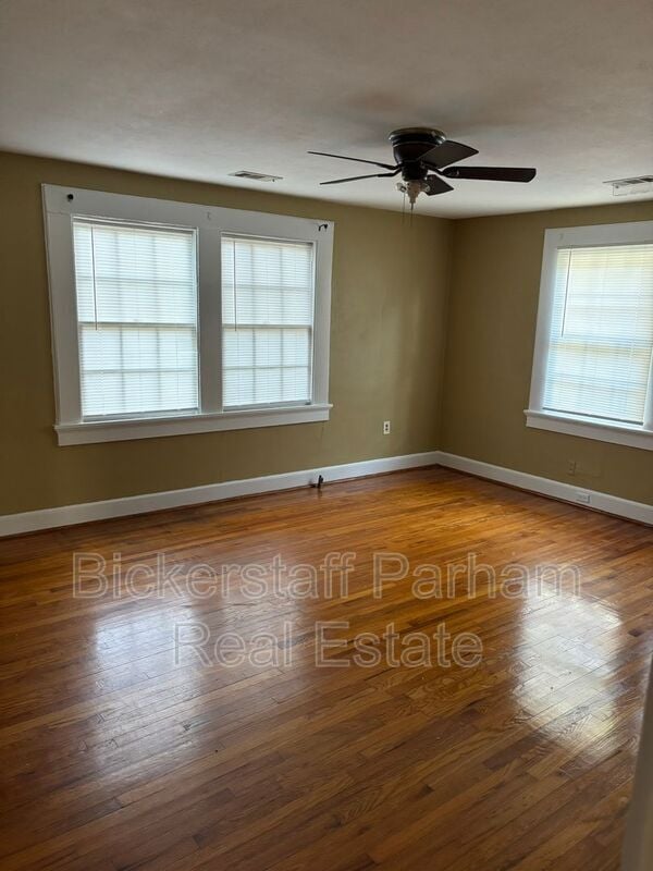 Building Photo - 1221 Owsley Ave