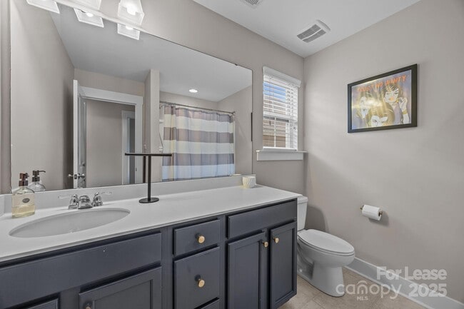 Building Photo - 4020 Willow Green Pl