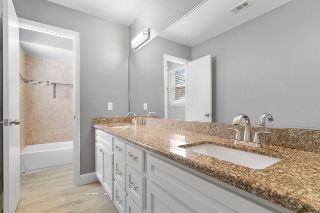 Building Photo - 4322 Eagle Fork Dr