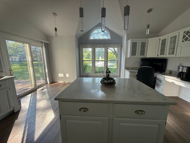 Building Photo - 227 Spring Creek Cir