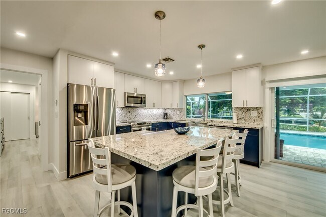 Building Photo - 5325 Mikado Ct
