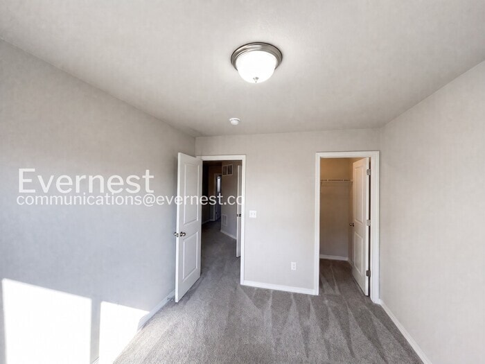 Building Photo - 945 Technology Ct