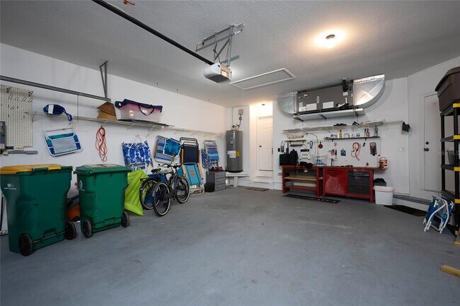 Building Photo - 222 Westwind Dr