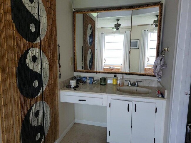 Building Photo - 2828 Casita Way