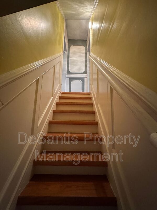 Building Photo - 5424 Harrison St