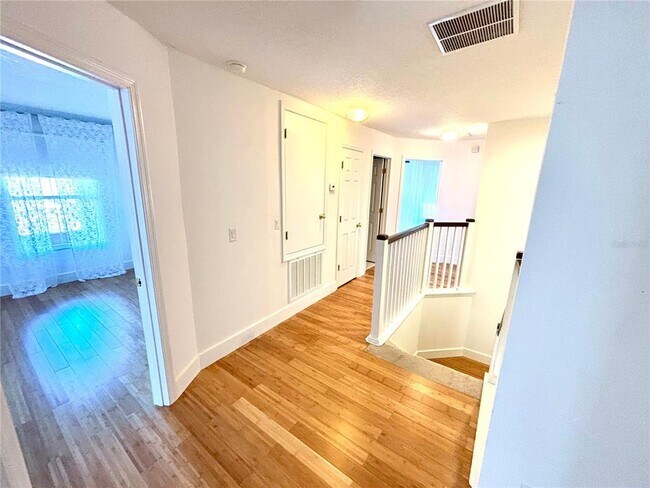 Building Photo - 10812 Tilston Point