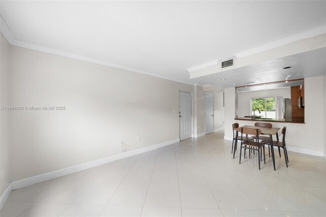 Building Photo - 8240 SW 149th Ct