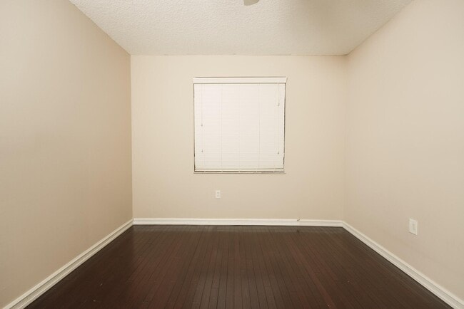 Building Photo - 7251 NW 24th Ct