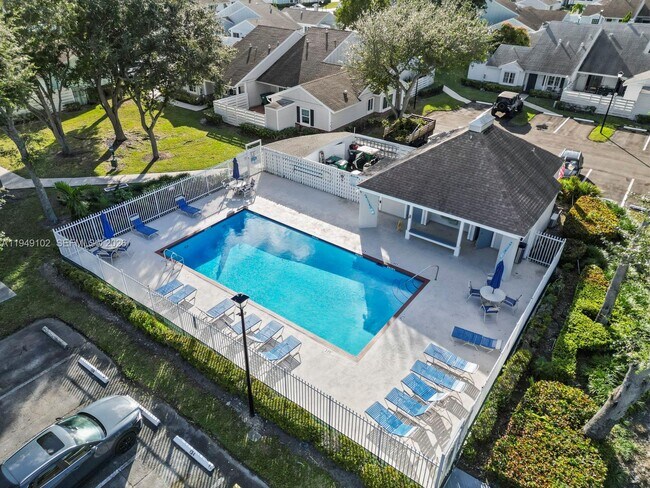 Building Photo - 13737 SW 149th Cir Ln