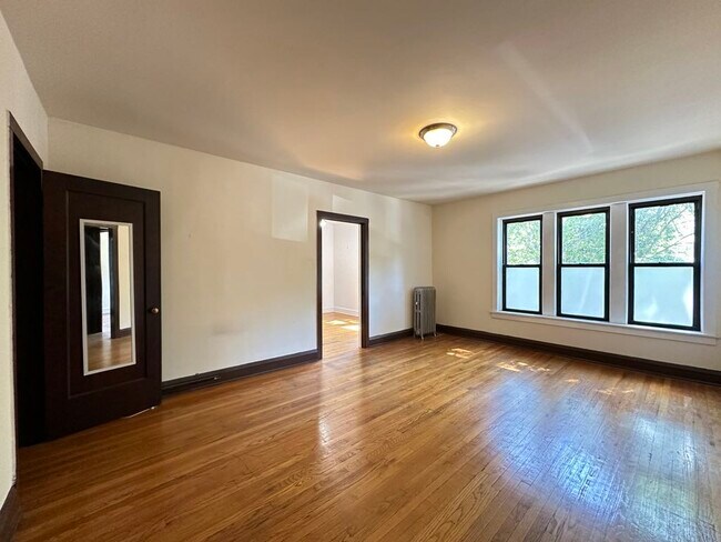 Building Photo - 3300 W Schubert Ave