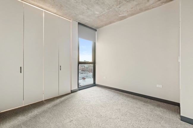 Building Photo - 193 N Ada St