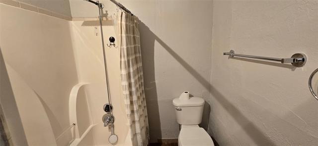 Building Photo - 3603 Fontana Dr