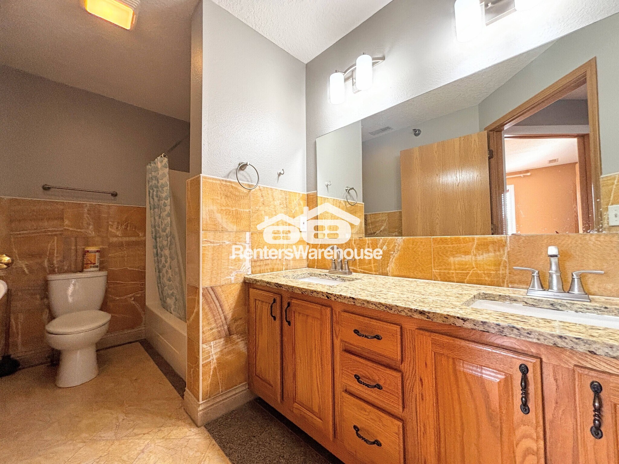 Building Photo - 10151 Sutton Pl