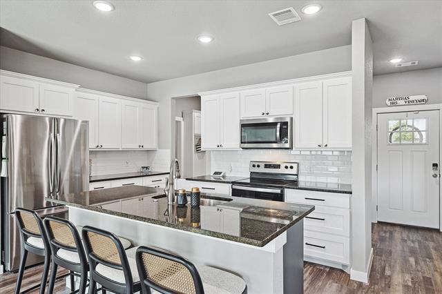 Building Photo - 524 Park Meadow Ct