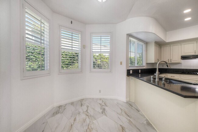 Building Photo - 4Bed/3bath in Rancho Del Oro~ Caspian