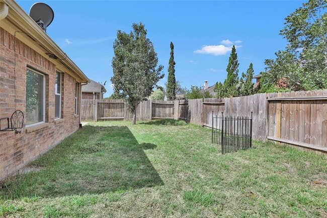 Building Photo - 28234 Sweet Oak Ln