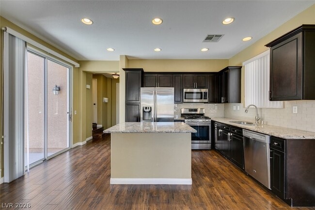 Building Photo - 5928 Attavilla Dr