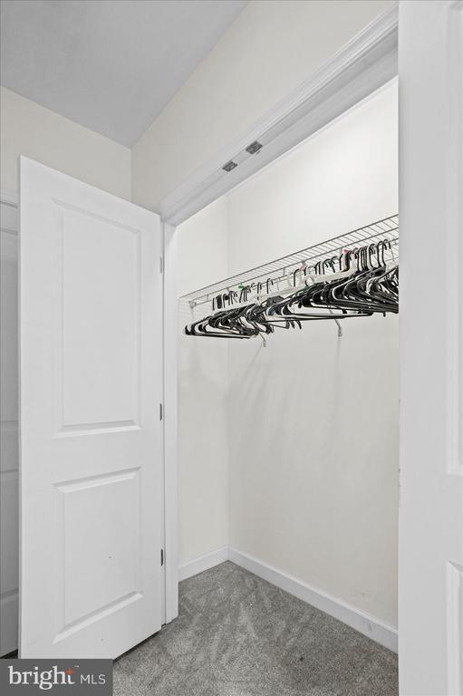 Building Photo - 609 McKewin Ave