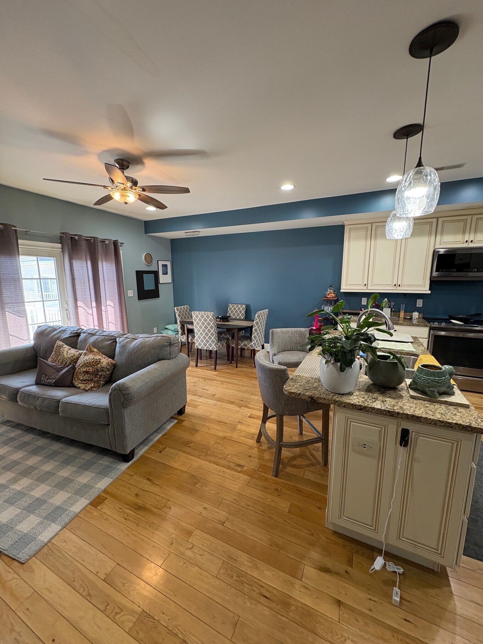 Living Space Floor 2 - 18879 Bethpage Dr