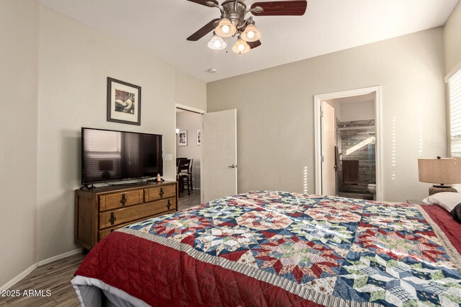 Building Photo - 2052 N Holguin Way