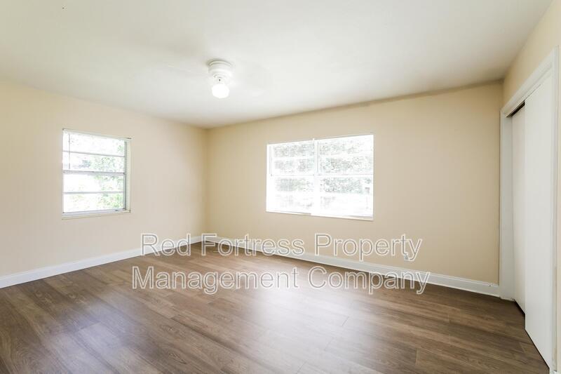 Building Photo - 4555 Jersey Rd