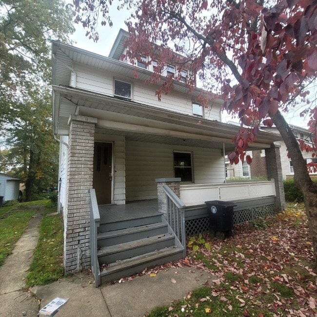 Primary Photo - 348 Ruckel Rd