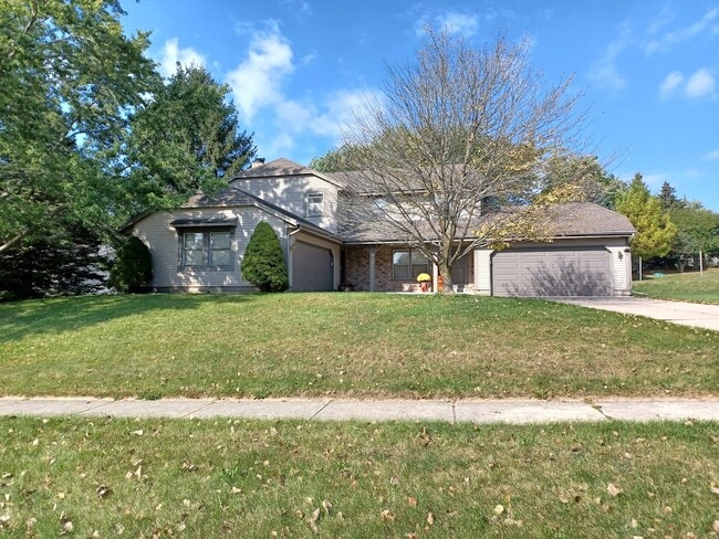 Primary Photo - 399 Willow Grove Dr
