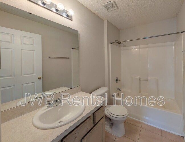 Building Photo - 6076 Maggies Cir