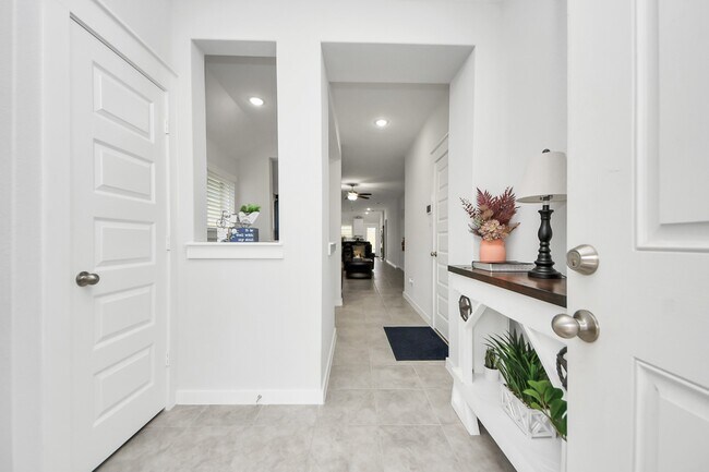 Building Photo - 21246 Montego Bay Dr