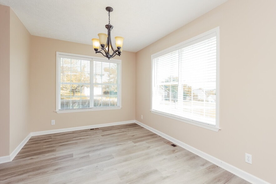 Building Photo - 2309 Leighton Way