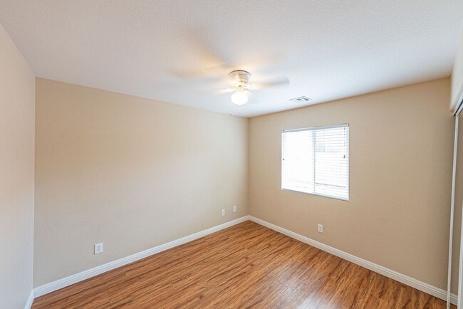 Building Photo - 10243 Midnight Glow Ct