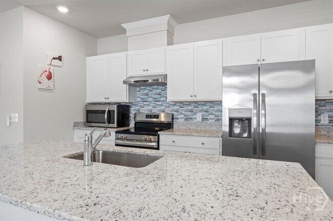 Building Photo - 142 Bottlebrush Dr