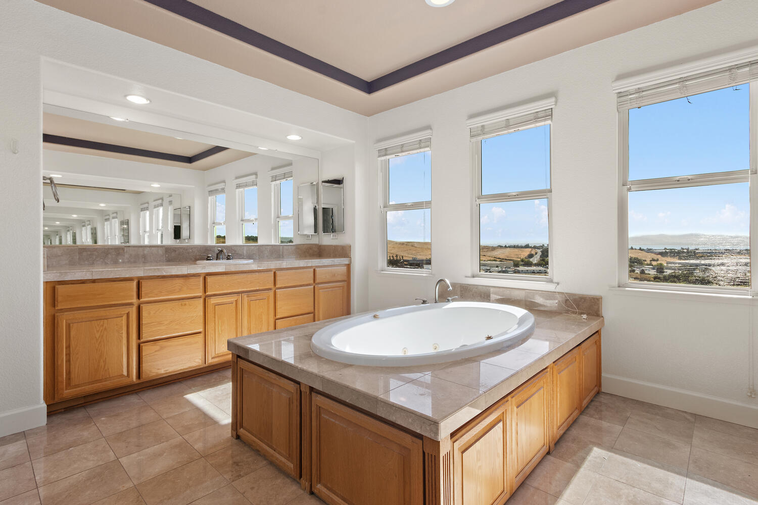 Building Photo - 460 Lansing Cir