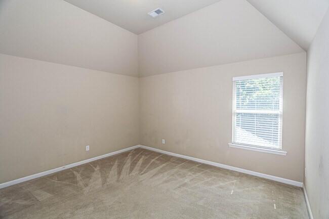 Building Photo - 1357 Highwoods Pass