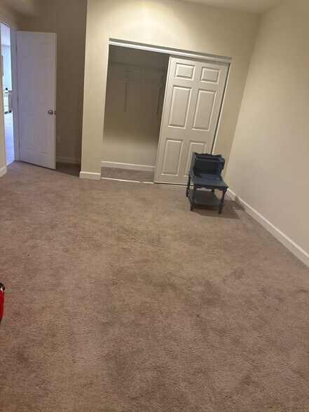 Building Photo - 7023 Sand Cherry Way
