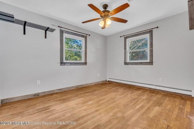 Building Photo - 2253 Llewellyn Pkwy