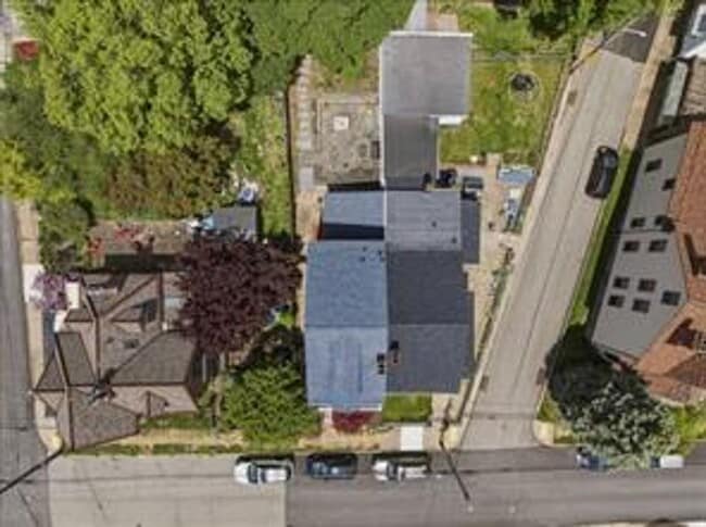 Building Photo - 420 Catoma St