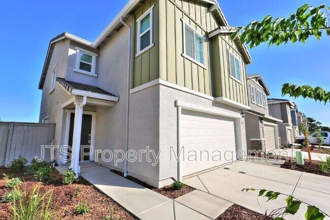 Building Photo - 2097 Shady Tree Cir