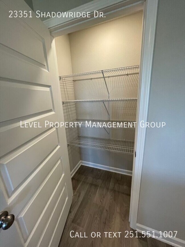 Building Photo - 23351 Shadowridge Dr