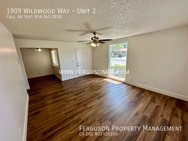 Building Photo - Remodeled Two Bedroom in East Roseville