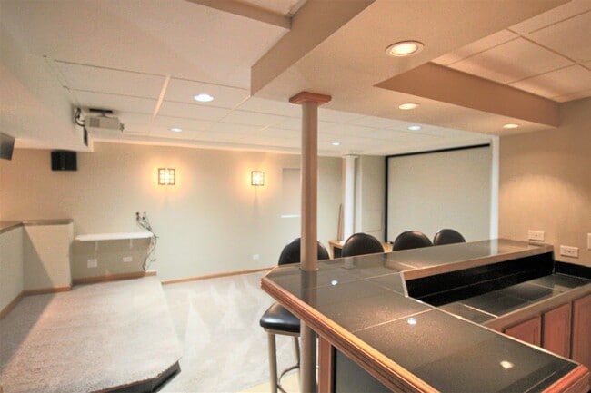 Building Photo - 4804 Daggets Ct