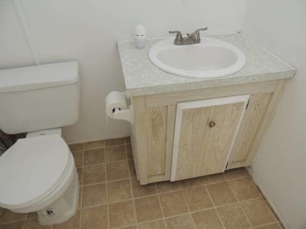 MASTER BATH - 6120 Biscaya Ave
