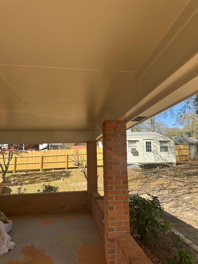 Building Photo - Valley Stream Subdivision!!