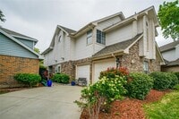 Building Photo - 9432 Blue Jay Way