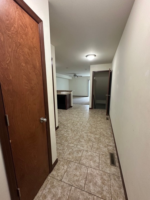 Building Photo - 1121 Prairie Rose Dr SW