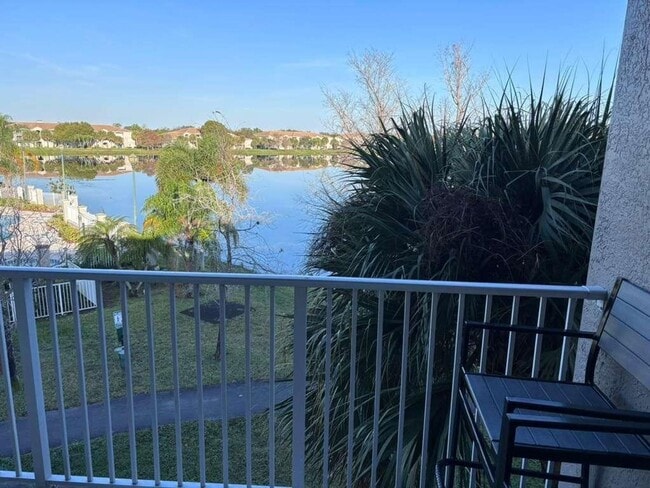 Building Photo - 5065 Wiles Rd